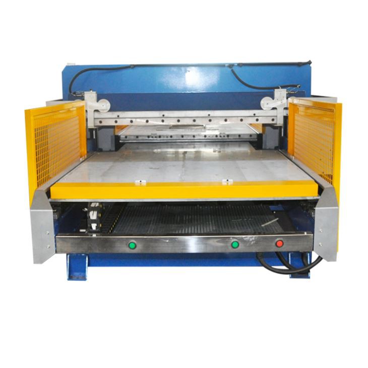 Automatic Fabric Embossing Machine For Car Seat Cover